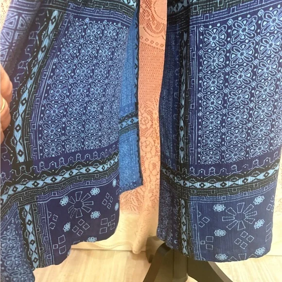 World Hawaiian Fashions Indigo Batik Set - Picture 12 of 13